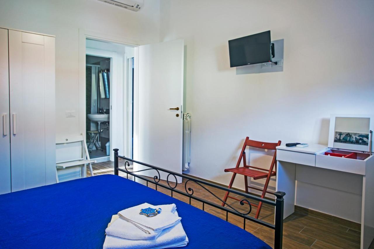 B&B Al Blu Gaeta Exteriör bild