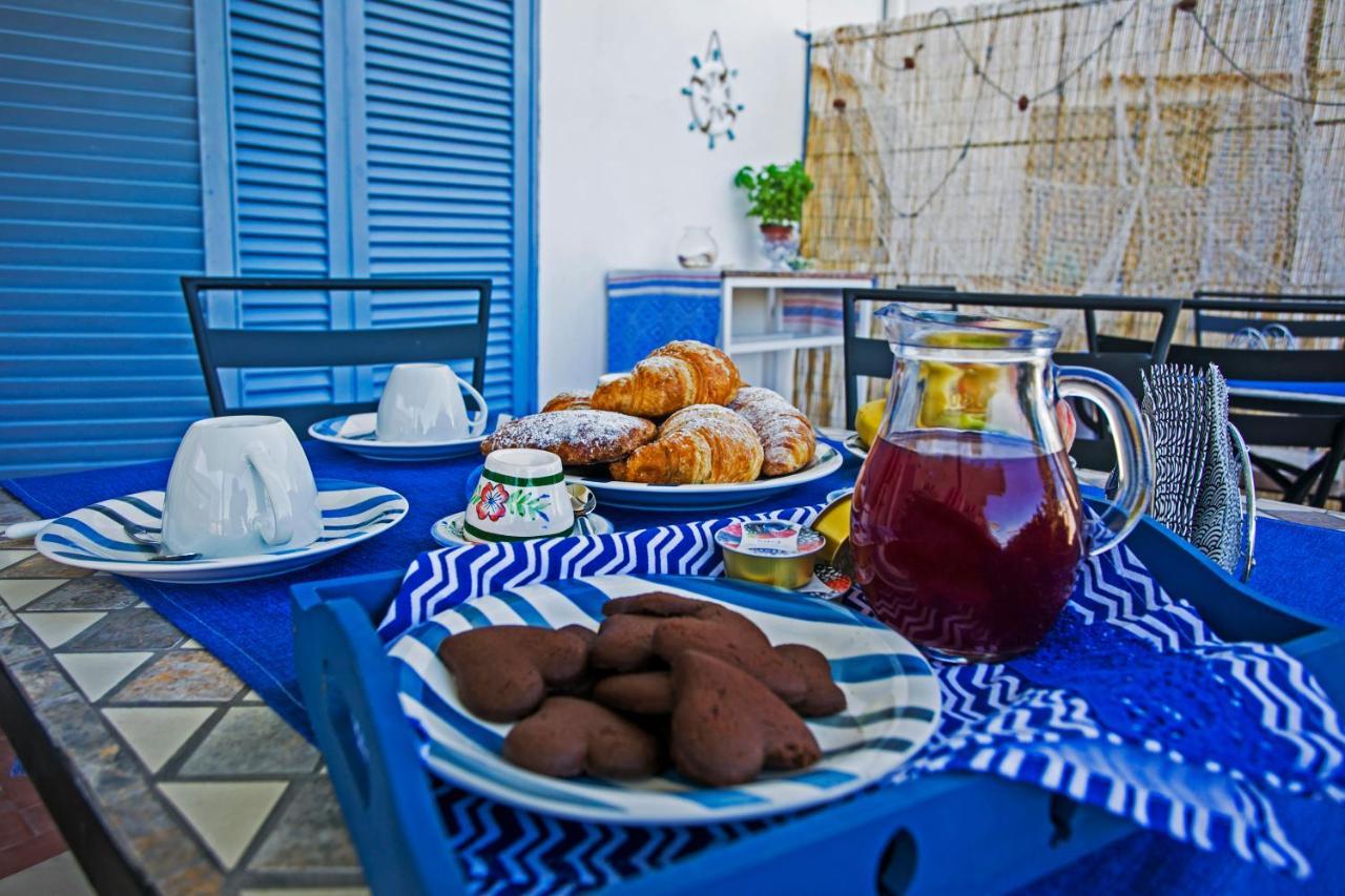 B&B Al Blu Gaeta Exteriör bild