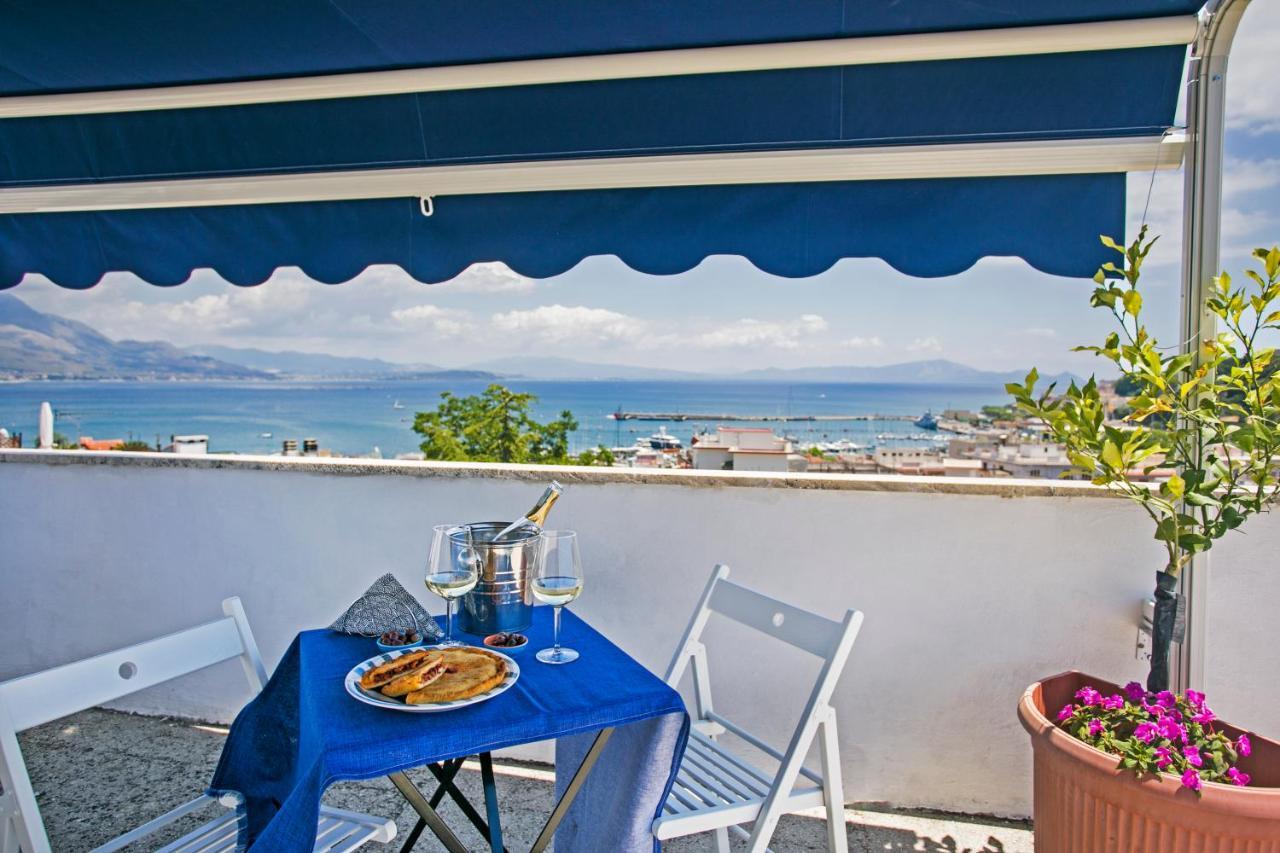 B&B Al Blu Gaeta Exteriör bild